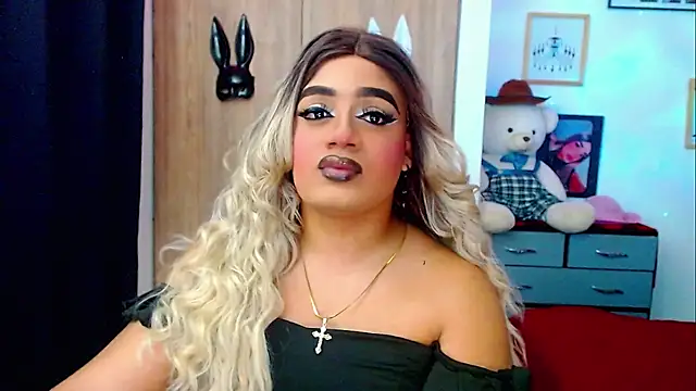 Snapshot of Sofiabigcock22 chatting on 12-19-25, 04:49 Sofiabigcock22 online show from 12-19-25, 04:49