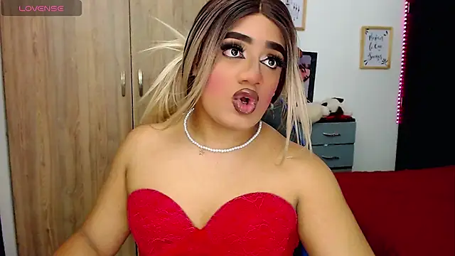 Snapshot of Sofiabigcock22 chatting on 01-09-26, 05:36 Sofiabigcock22 online show from 01-09-26, 05:36