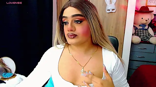 Snapshot of Sofiabigcock22 chatting on 12-23-25, 04:56 Sofiabigcock22 online show from 12-23-25, 04:56