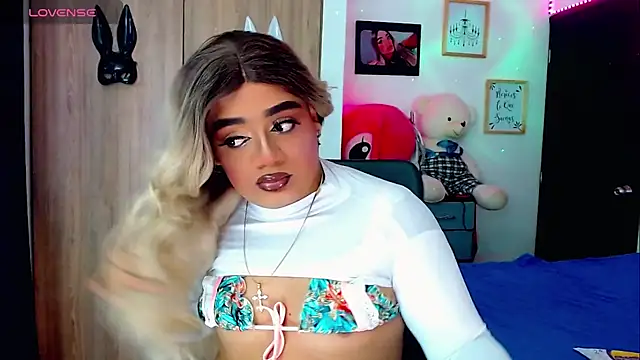 Snapshot of Sofiabigcock22 chatting on 11-12-25, 11:25 Sofiabigcock22 online show from 11-12-25, 11:25