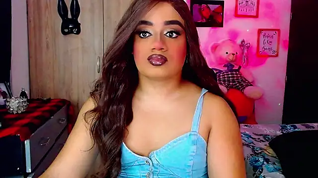 Snapshot of Sofiabigcock22 chatting on 11-20-25, 10:38 Sofiabigcock22 online show from 11-20-25, 10:38