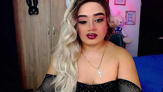 Snapshot of Sofiabigcock22 chatting on 11-07-25, 11:48 Sofiabigcock22 online show from 11-07-25, 11:48