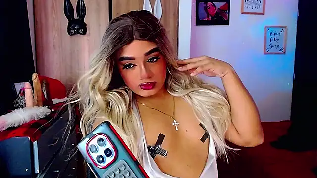 Snapshot of Sofiabigcock22 chatting on 11-16-25, 01:16 Sofiabigcock22 online show from 11-16-25, 01:16