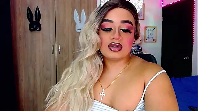 Snapshot of Sofiabigcock22 chatting on 11-08-25, 11:58 Sofiabigcock22 online show from 11-08-25, 11:58