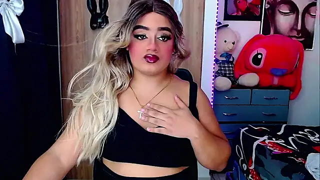 Snapshot of Sofiabigcock22 chatting on 10-29-25, 11:36 Sofiabigcock22 online show from 10-29-25, 11:36