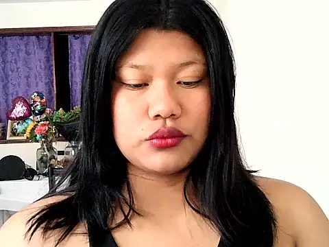 Snapshot of Chloe_Jhons_Rs chatting on 10-12-25, 03:57 Chloe Jhons Rs online show from 10-12-25, 03:57