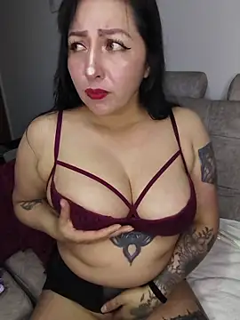 kitten25-hott online show from 01-14-26, 01:09