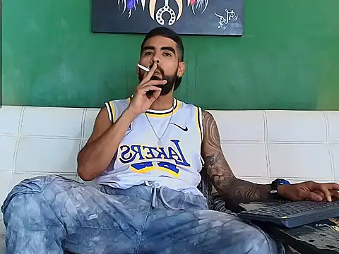 black kameron  online show from 12-01-25, 07:59