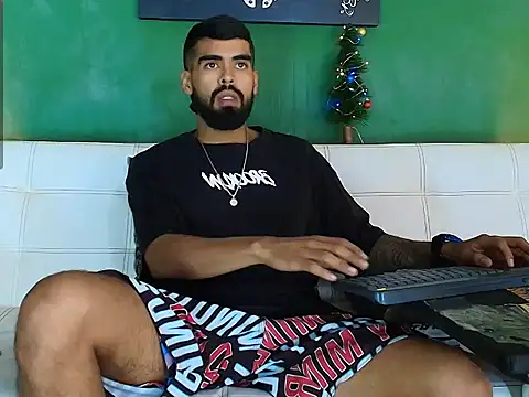 black kameron  online show from 12-14-25, 08:47