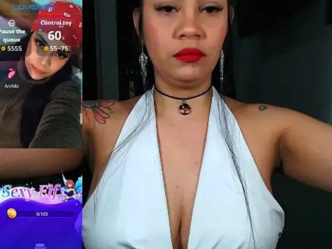 Carolay11 online show from 01-13-26, 01:04