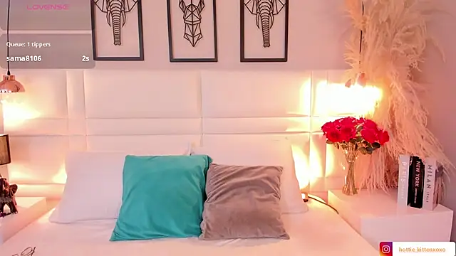 Ari lynn  online show from 11-14-25, 03:21