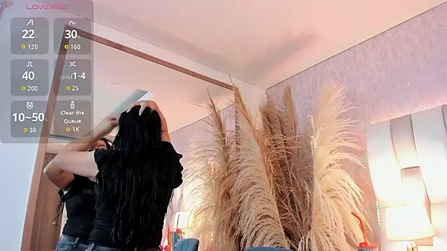 Ari lynn  online show from 01-17-26, 03:21