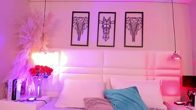 Ari lynn  online show from 11-17-25, 03:10