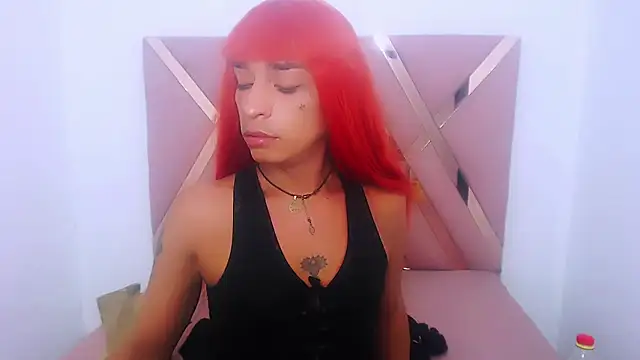 VioletGil Party  online show from 04-22-26, 07:42