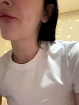  LovelyDana  online show from 12-04-25, 08:41