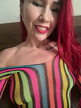 Snapshot of Miss-85 chatting on 05-31-26, 02:23 Miss-85 online show from 05-31-26, 02:23