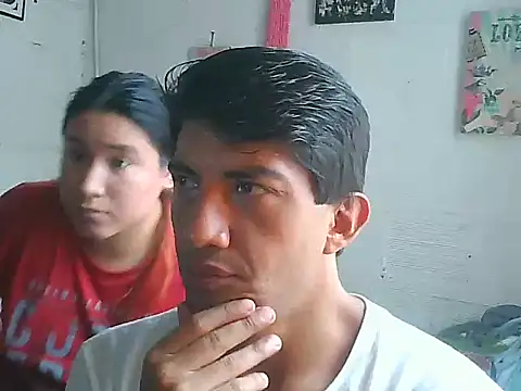 Snapshot of horny_latin_couple1 chatting on 10-13-25, 03:46 horny latin couple1 online show from 10-13-25, 03:46