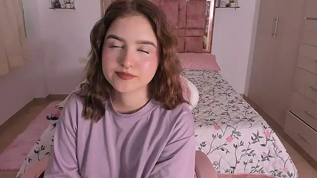 MIACUTEE  online show from 05-27-26, 10:06