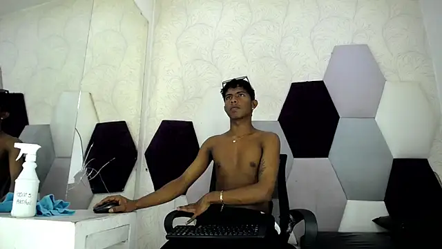 Mick storm online show from 02-26-26, 07:36