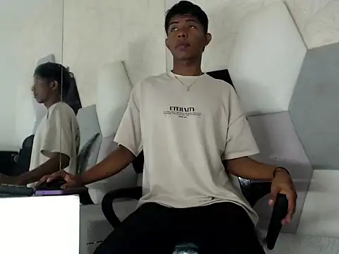 Mick storm online show from 11-09-25, 05:28