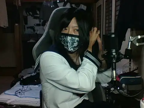 harinyanxxx online show from 10-18-25, 04:53