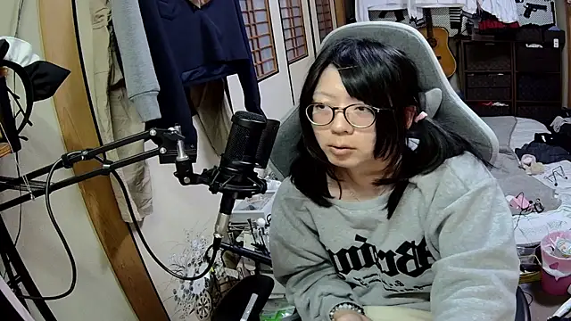 harinyanxxx online show from 02-25-26, 03:45