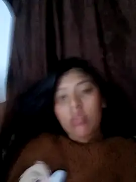 Snapshot of Esmeralda_baby chatting on 10-18-25, 11:07 Esmeralda baby online show from 10-18-25, 11:07