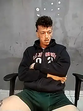 RuivoDotado24cm online show from 02-24-26, 09:32