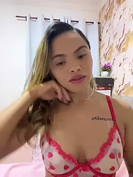 safadinhaquenteW online show from 07-13-26, 12:48