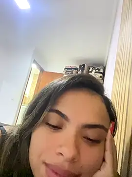 Snapshot of safadinhaquenteW chatting on 10-12-25, 11:06 safadinhaquenteW online show from 10-12-25, 11:06