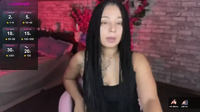 Aisha Goldstein online show from 11-11-25, 06:08