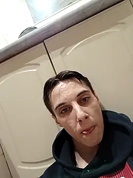 Snapshot of fresh-laD chatting on 12-21-25, 03:30 fresh-laD online show from 12-21-25, 03:30