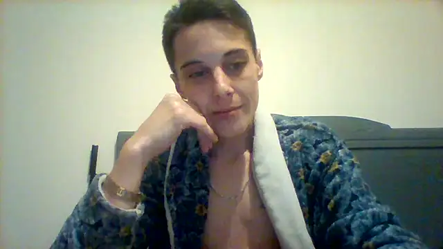 Snapshot of fresh-laD chatting on 10-16-25, 05:16 fresh-laD online show from 10-16-25, 05:16