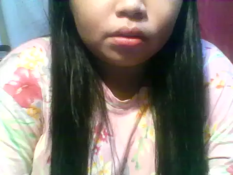 Snapshot of sweet_rhetta04 chatting on 10-12-25, 10:49 sweet rhetta04 online show from 10-12-25, 10:49