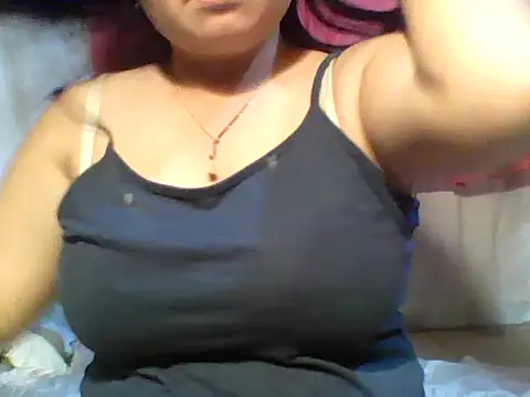 Snapshot of sweet_rhetta04 chatting on 10-14-25, 10:05 sweet rhetta04 online show from 10-14-25, 10:05