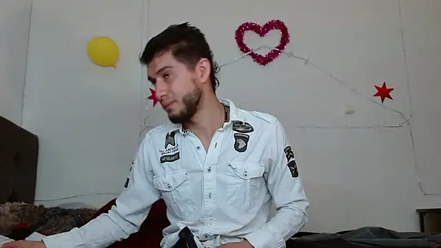 picante70  online show from 10-28-25, 01:21