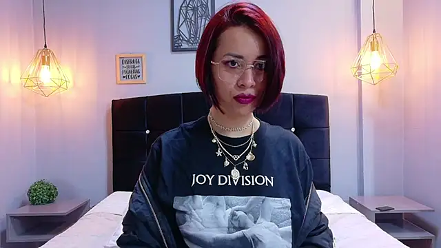Snapshot of CHARLOTTE_DIOR_ chatting on 10-14-25, 06:14 CHARLOTTE DIOR online show from 10-14-25, 06:14