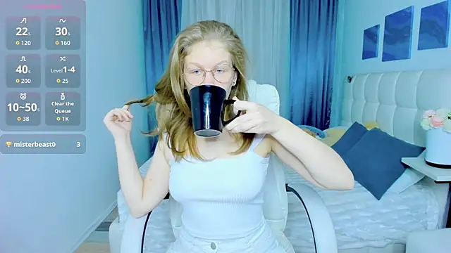 Angelie  Eyes online show from 11-18-25, 03:48