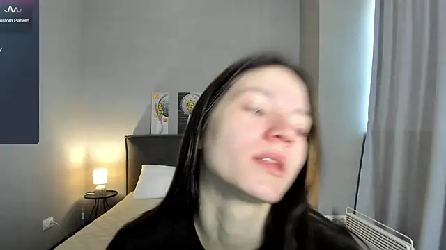 Snapshot of ChillGato chatting on 10-20-25, 01:40 ChillGato online show from 10-20-25, 01:40