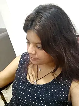 Snapshot of kajal77715 chatting on 10-14-25, 04:18 kajal77715 online show from 10-14-25, 04:18