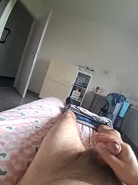 Snapshot of nico33000a chatting on 03-10-26, 04:11 nico33000a online show from 03-10-26, 04:11