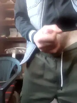 szabi1995 online show from 04-04-26, 06:53