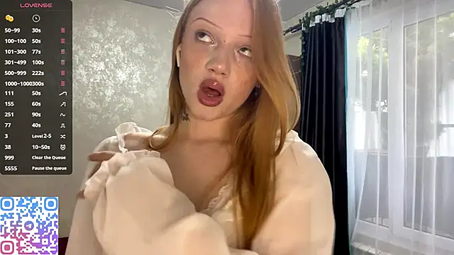 Iamlylu online show from 11-16-25, 05:56