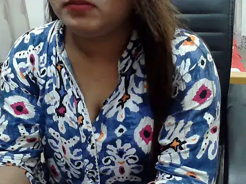 Snapshot of SexyRani2000 chatting on 07-08-26, 05:35 SexyRani2000 online show from 07-08-26, 05:35