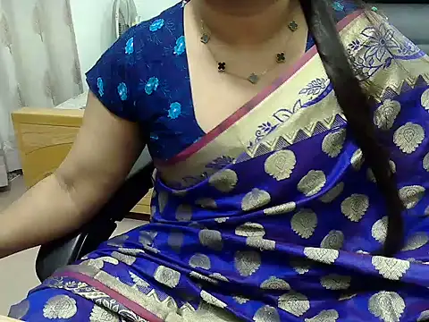 Snapshot of SexyRani2000 chatting on 07-01-26, 08:09 SexyRani2000 online show from 07-01-26, 08:09