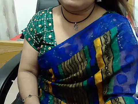 Snapshot of SexyRani2000 chatting on 07-29-26, 03:55 SexyRani2000 online show from 07-29-26, 03:55