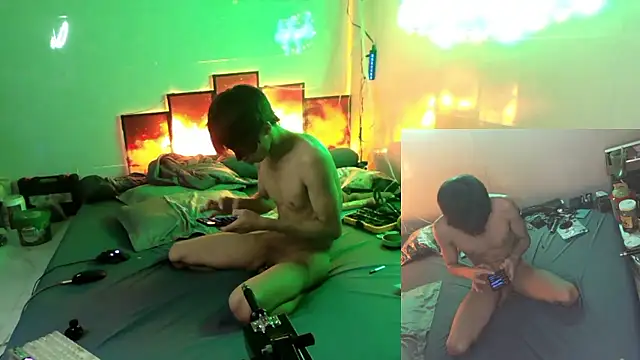 Snapshot of Hwanghonghae_nam chatting on 10-13-25, 07:15 Hwanghonghae nam online show from 10-13-25, 07:15