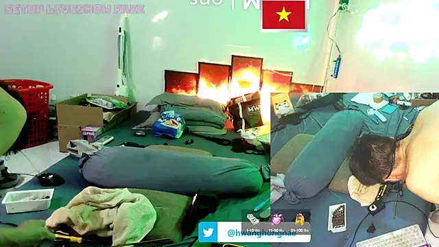 Snapshot of Hwanghonghae_nam chatting on 10-15-25, 08:28 Hwanghonghae nam online show from 10-15-25, 08:28