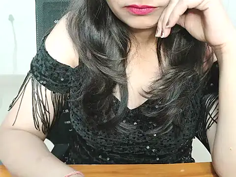 Model Show01 online show from 12-16-25, 05:39