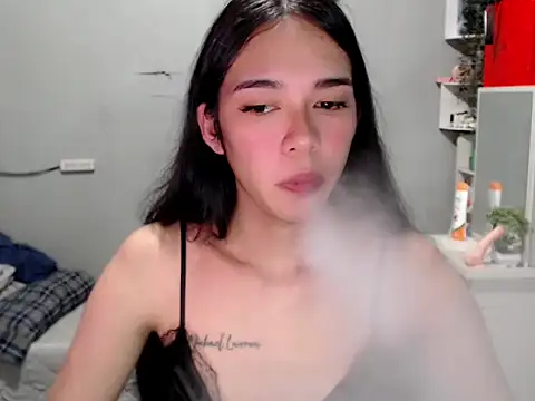 miatrixs online show from 06-11-26, 07:44